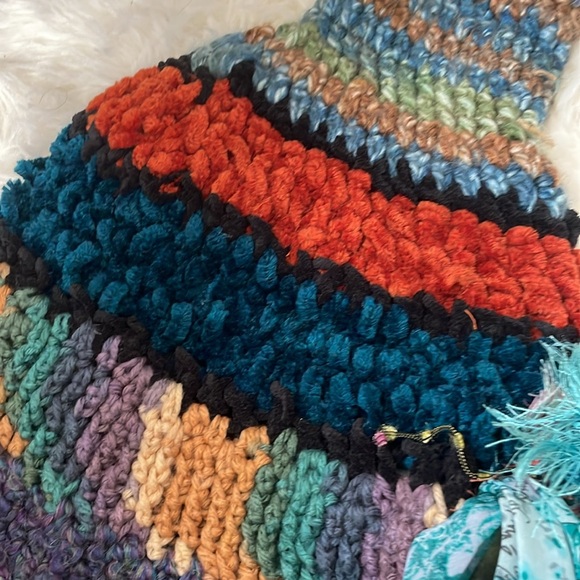 Hand made hat - Picture 2 of 2